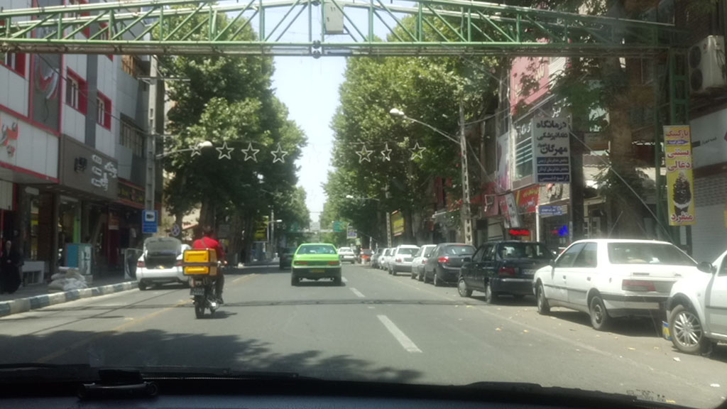 پروژه مطالعات امکان سنجی اجرای پیاده راه در خیابان ولیعصر حدفاصل زیرگذر قائم تا میدان فجیر
